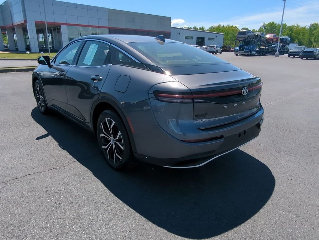 Used 2023 Gray Toyota XLE image 6