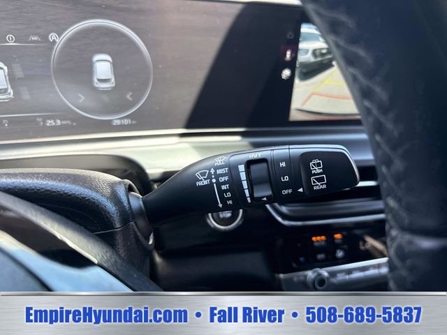 Used 2024 Orange Kia S image 31