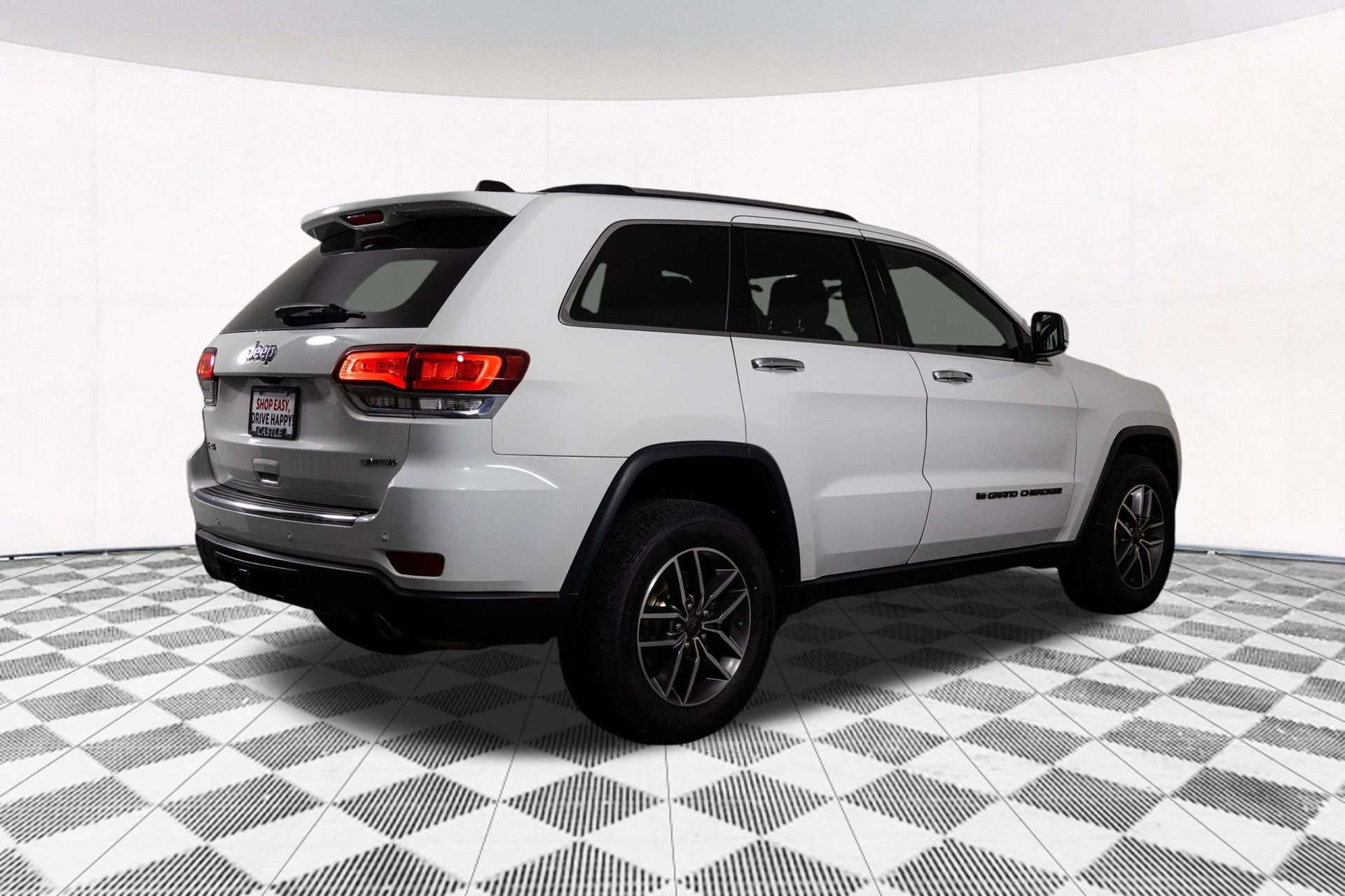 2022 JEEP GRAND CHEROKEE - Image 15