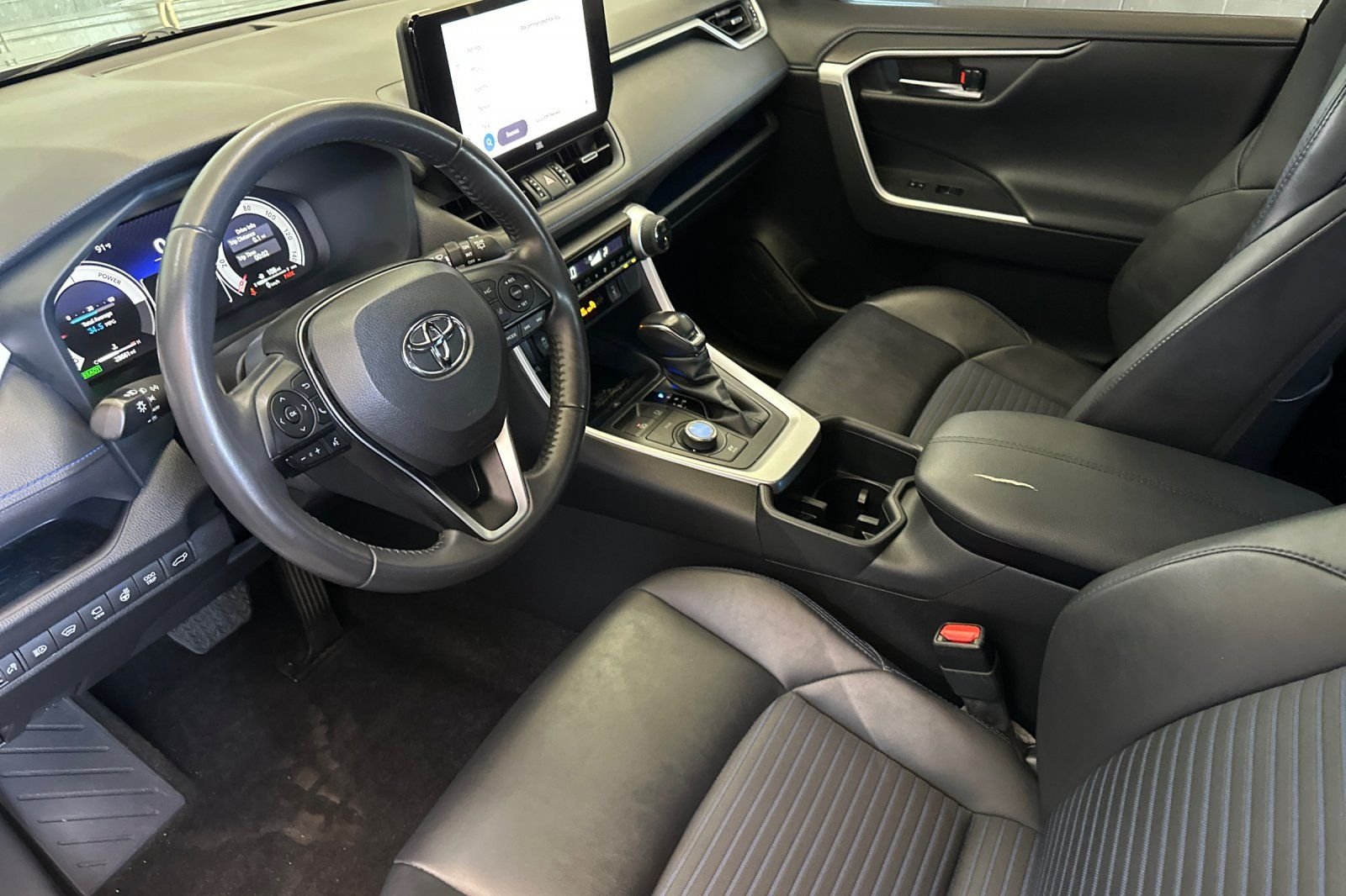 Used 2023 Silver Toyota XSE image 9
