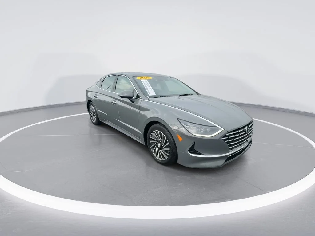 Used 2022 Gray Hyundai Limited image 2