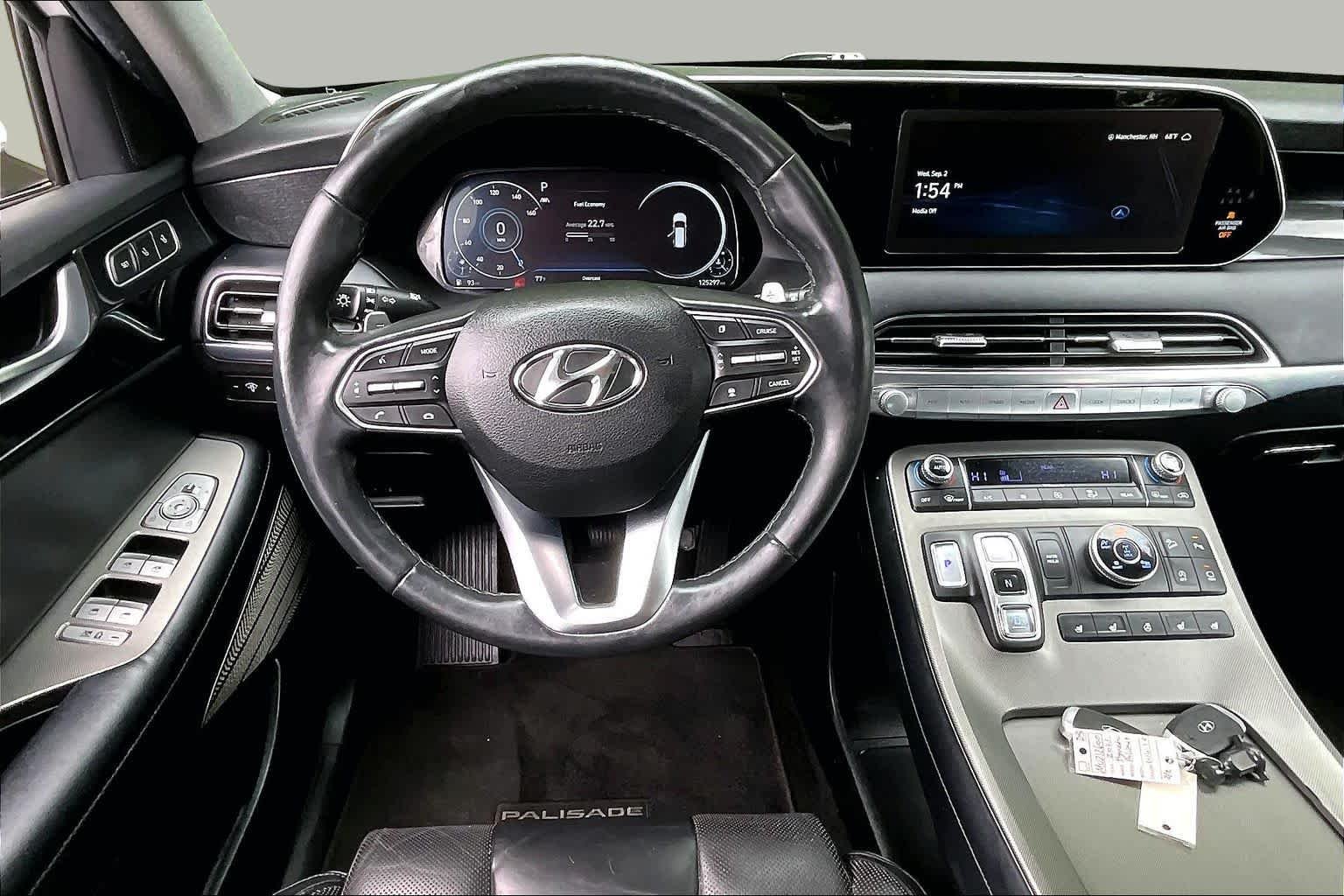 Used 2021 Hyper White Hyundai Limited image 6