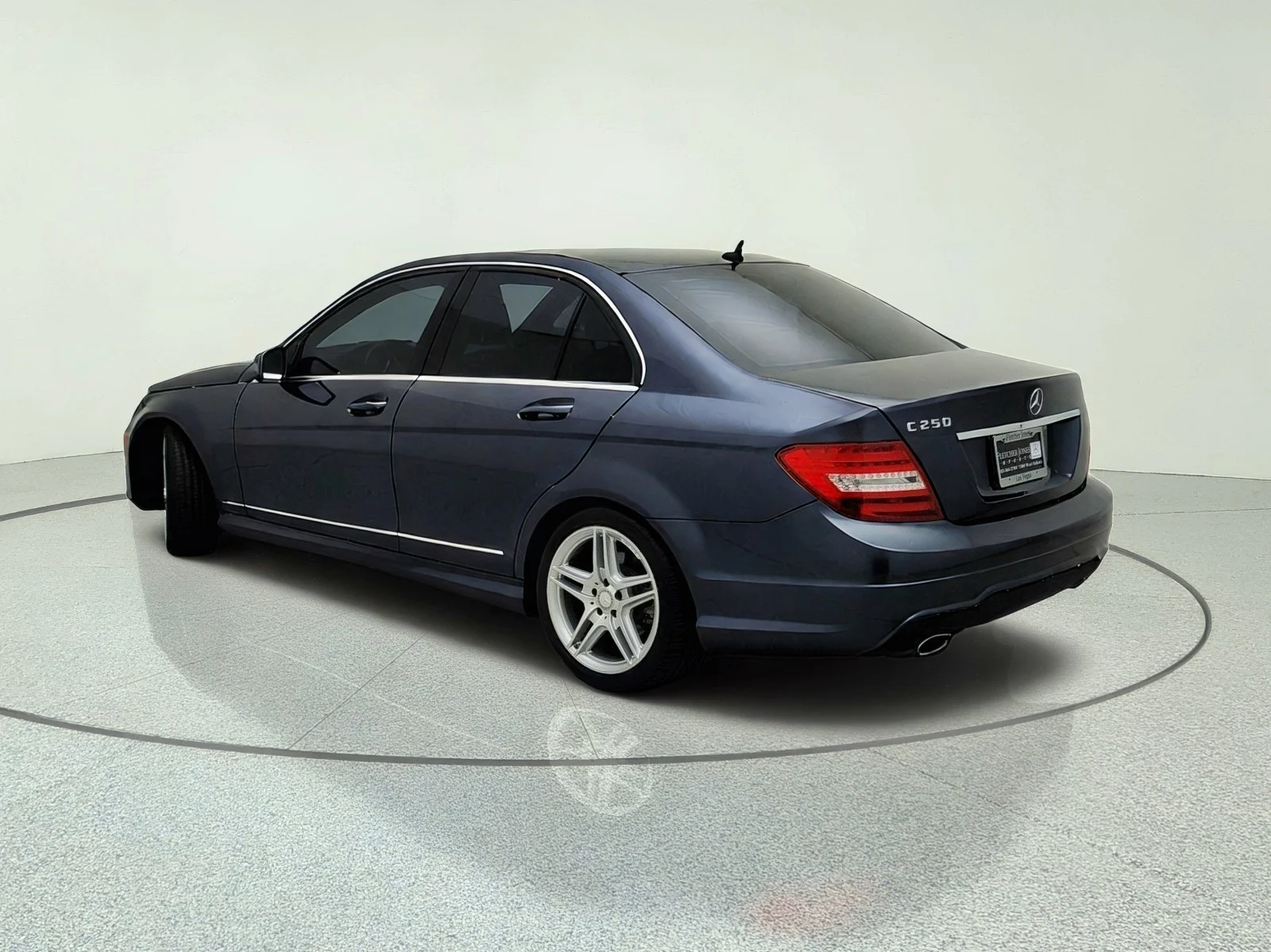 Used 2013 Steel Grey Metallic Mercedes-Benz C 250 Sport image 12