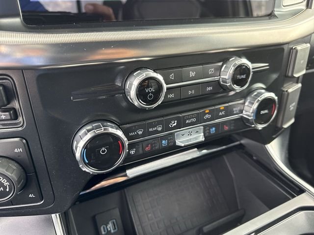 Used 2022 White Ford Raptor image 19