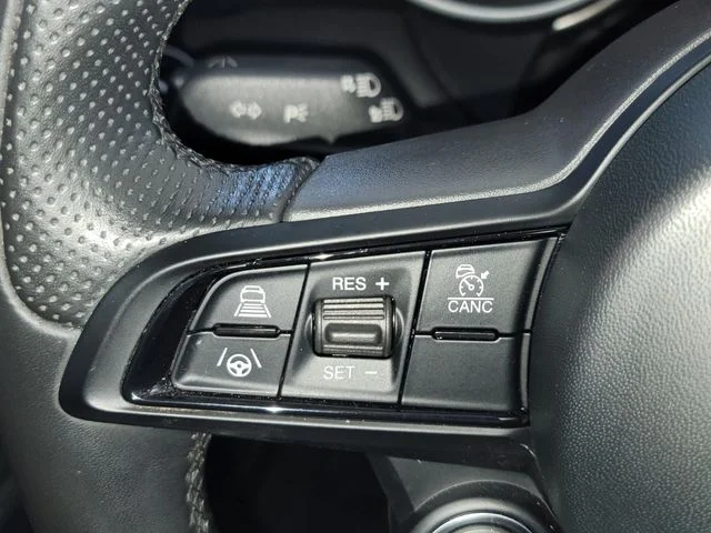 Used 2021 Black Alfa Romeo Ti image 17