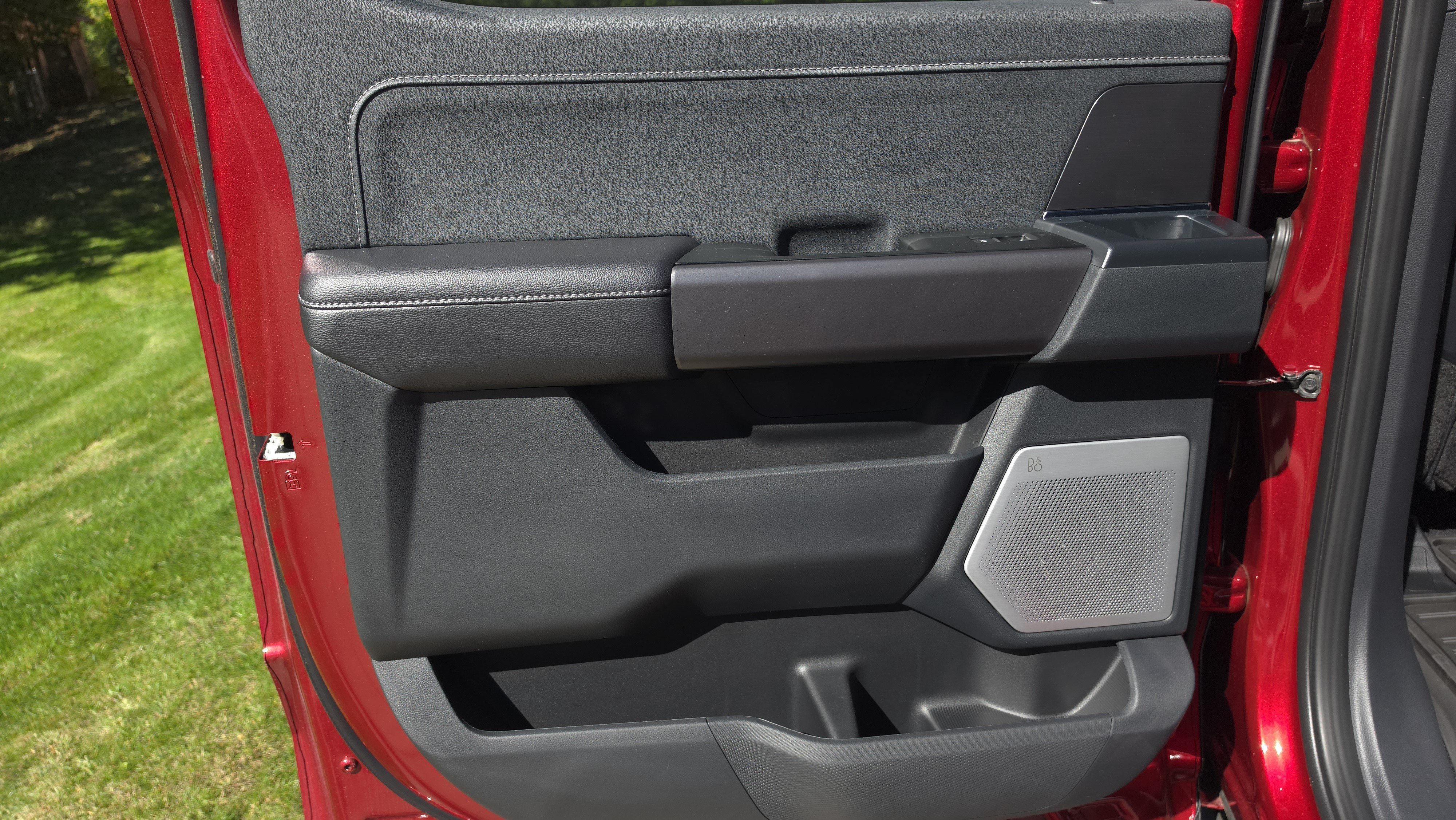 New 2026 Ruby Red Metallic Tinted Clearcoat Ford LARIAT image 21
