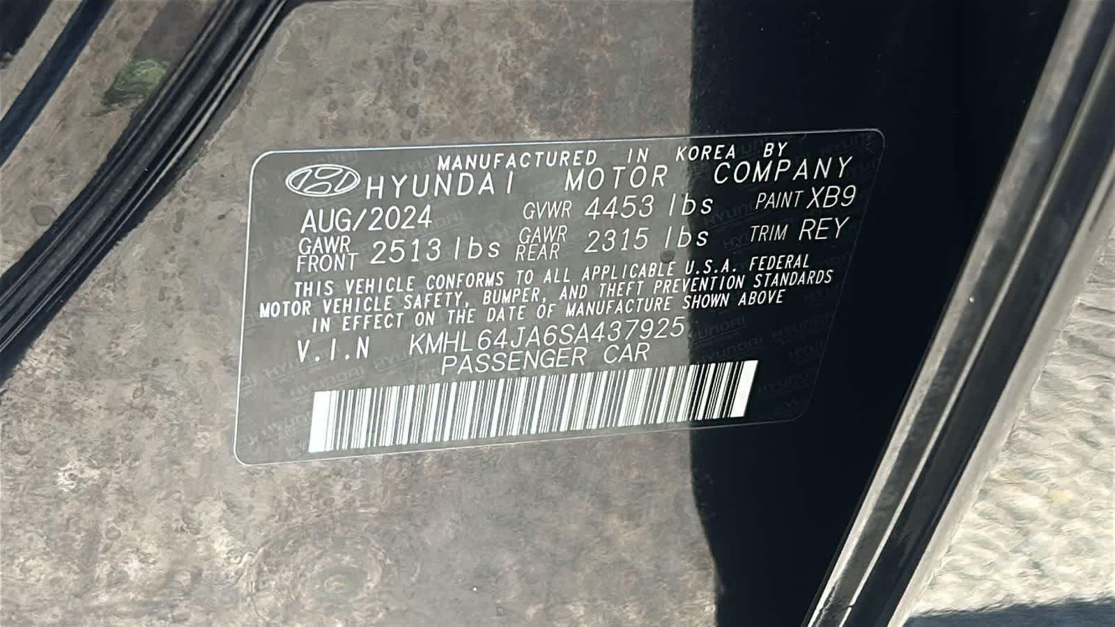 Certified Used 2025 Carbon Blue Hyundai SEL image 30