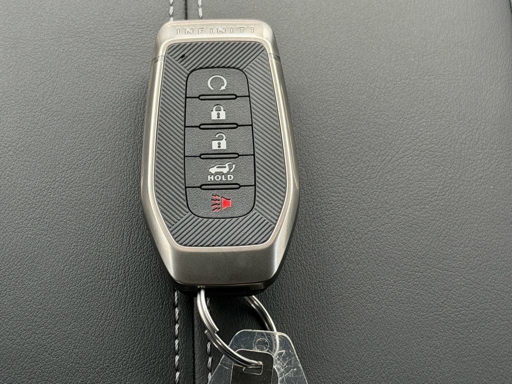 New 2027 2T HRBR GRAY INFINITI Sport AWD image 19