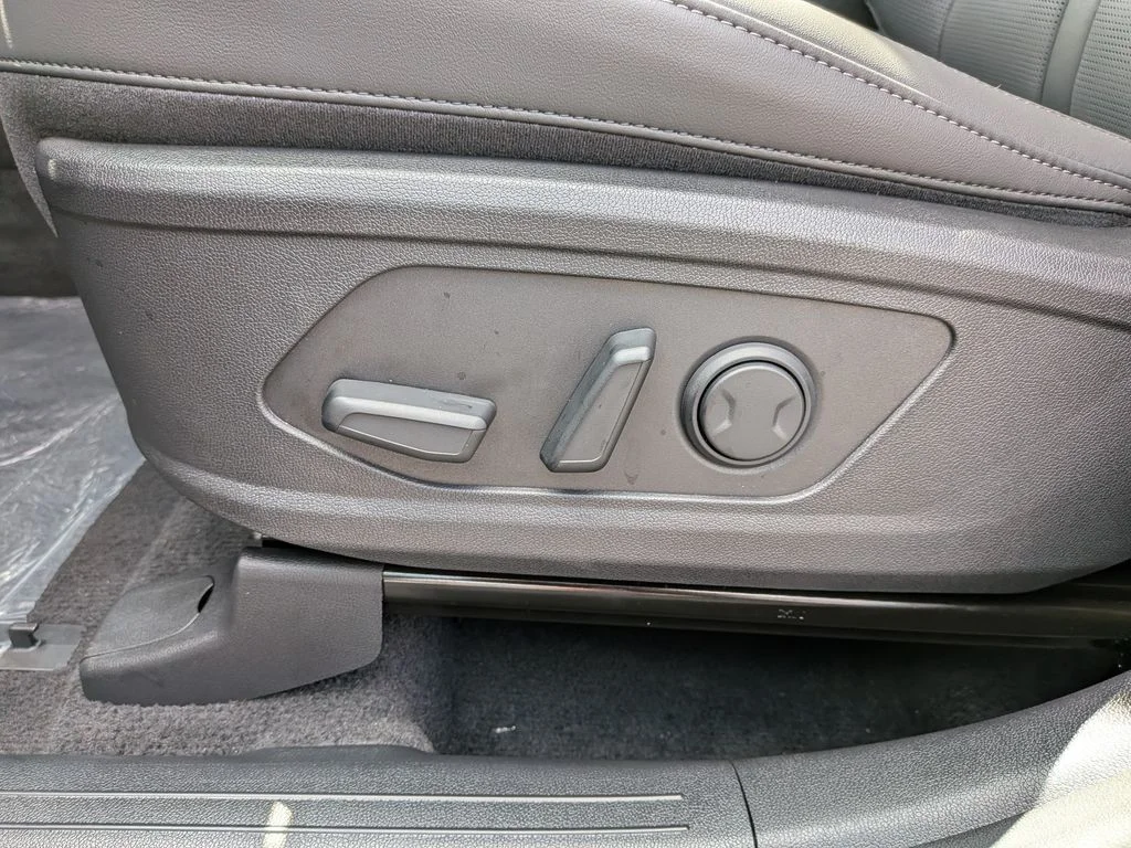 New 2026 Gray Kia S image 41