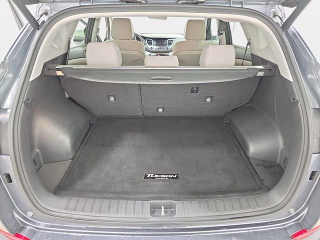 Used 2017 Coliseum Gray Hyundai Sport image 34
