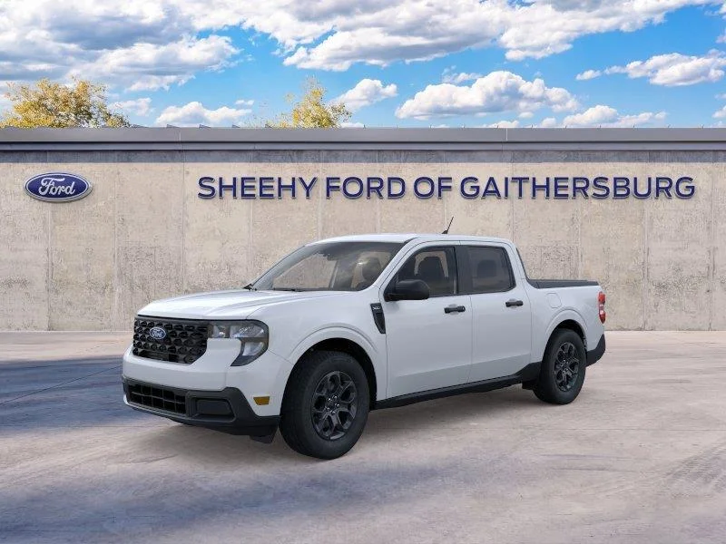 New 2026 Oxford White Ford XLT image 2