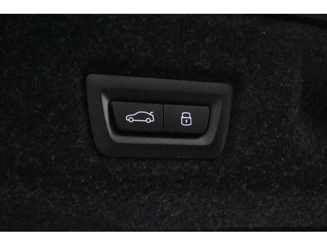 2026 BMW 5 Series 530i - Photo 39