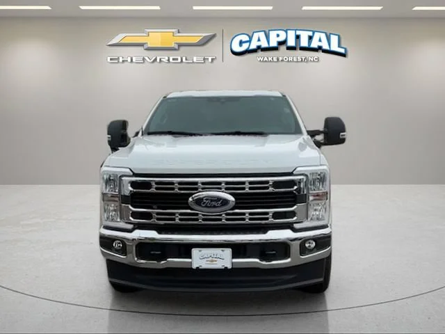 Used 2025 White Ford XLT image 9