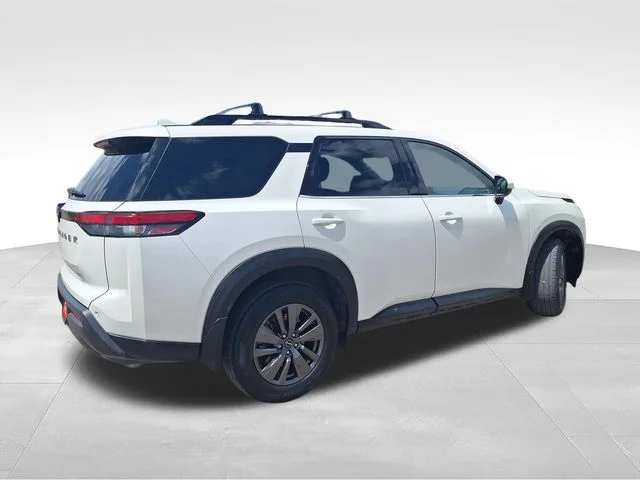 Used 2024 White Nissan SV image 8