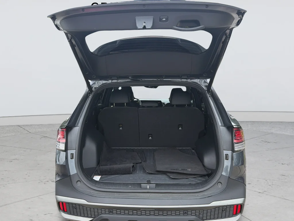 Used 2023 Gray Kia X-Pro image 18