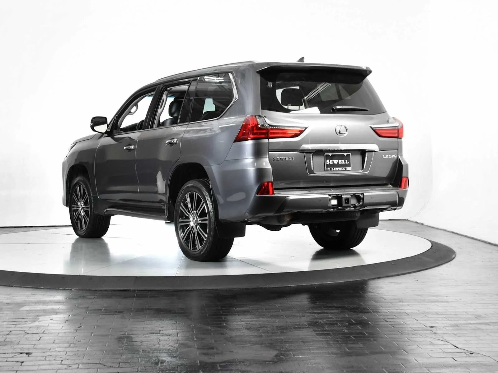 Used 2020 Nebula Gray Pearl Lexus  image 4
