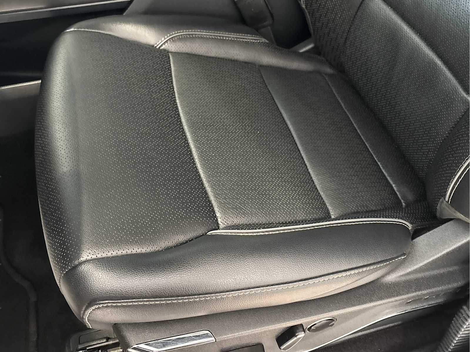 Used 2024 Avalanche Ford LARIAT image 18