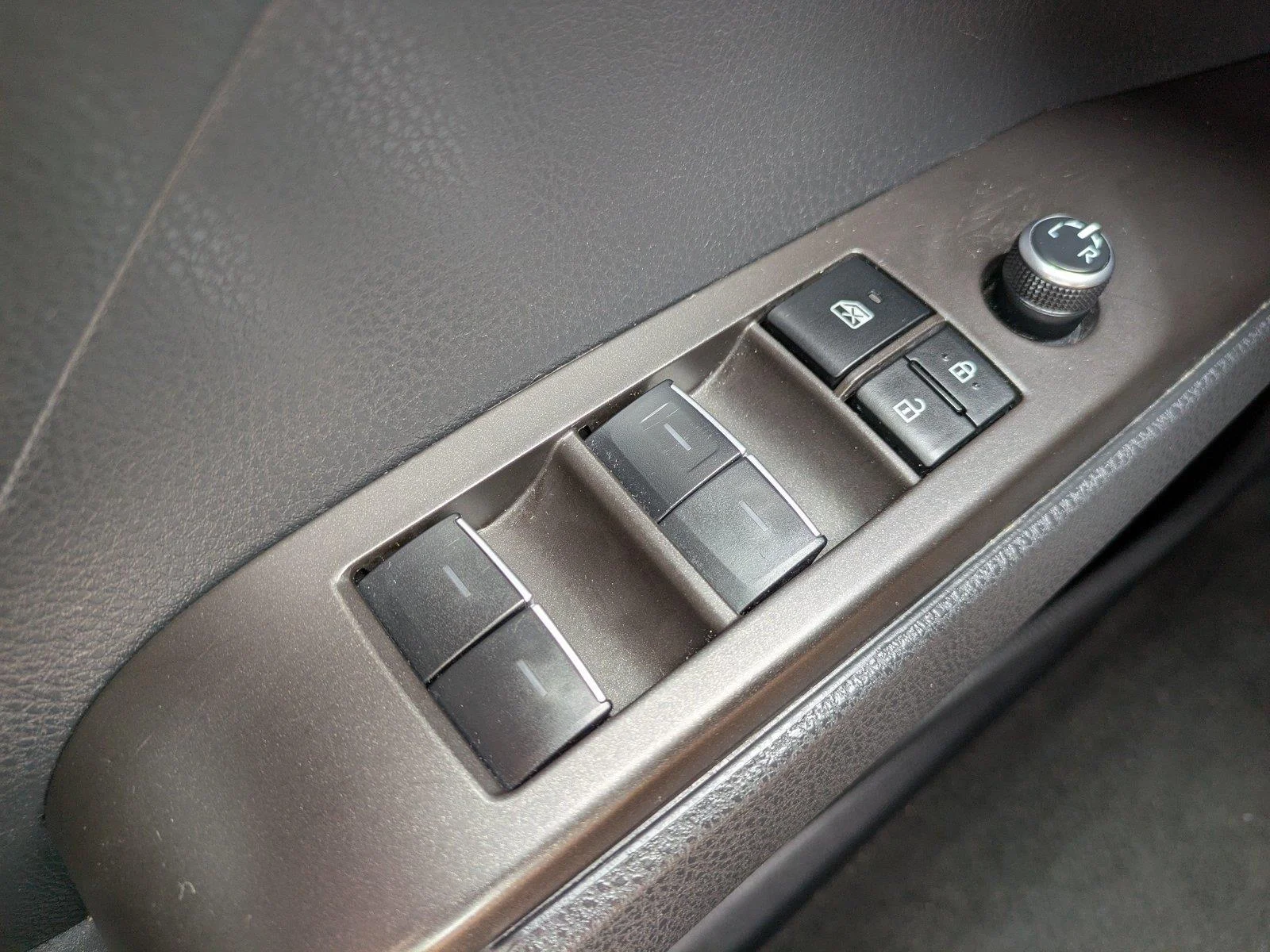 Certified Used 2024  Toyota XSE image 22