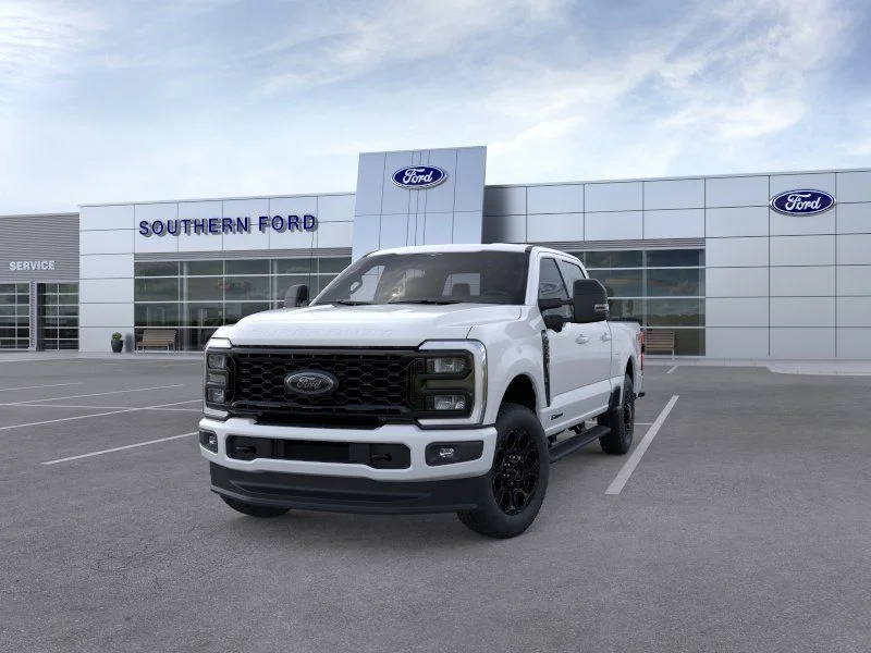 New 2026 Oxford White Ford XLT image 2
