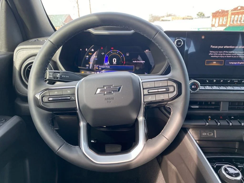 2025 Chevrolet Colorado Trail Boss - Photo 11