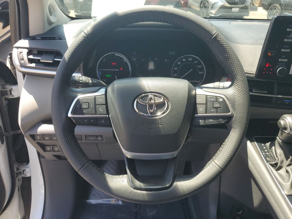 Used 2024 Pearl Toyota Limited image 28