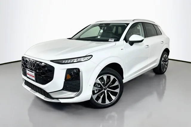 2026 Audi Q3 S line