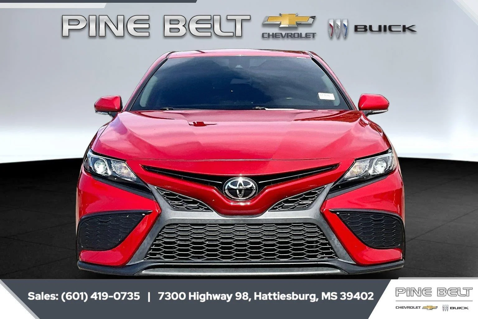 Used 2022 Supersonic Red Toyota SE image 3