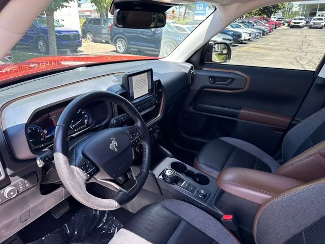 Used 2022 Red Ford Outer Banks image 16