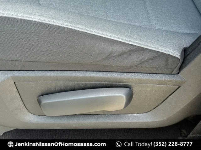 Used 2024 Black Ram SLT image 33