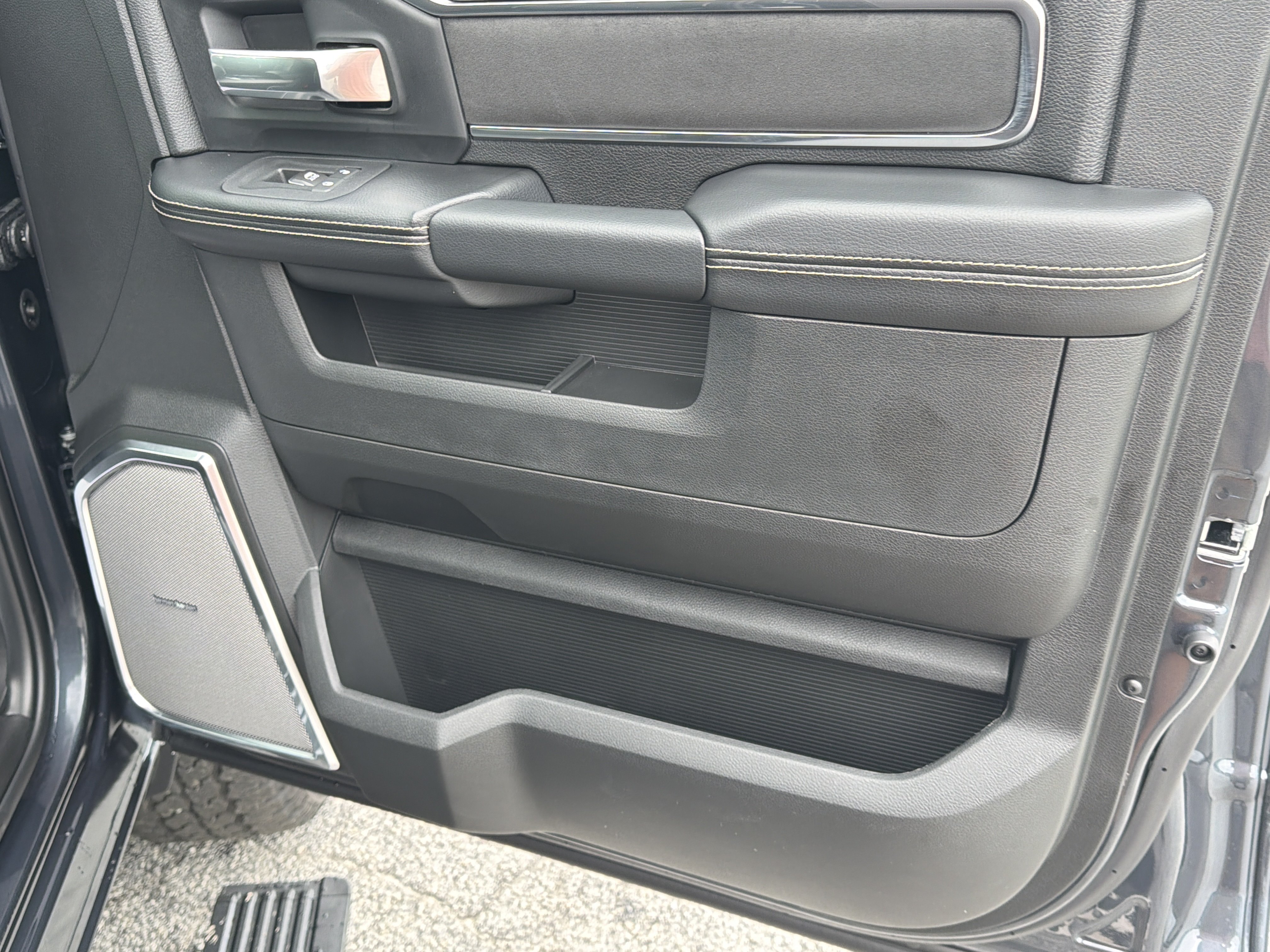 New 2026 Forged Blue Metallic Exterior Paint RAM Laramie image 15