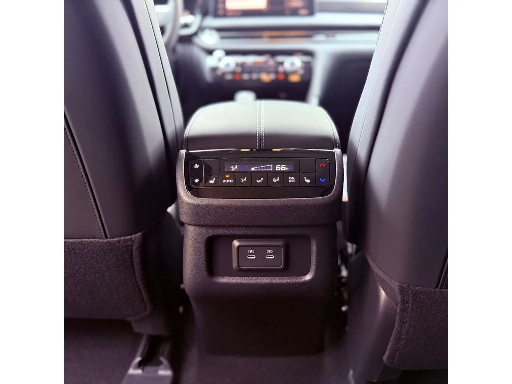 New 2026 Grand Blue INFINITI Luxe FWD image 27