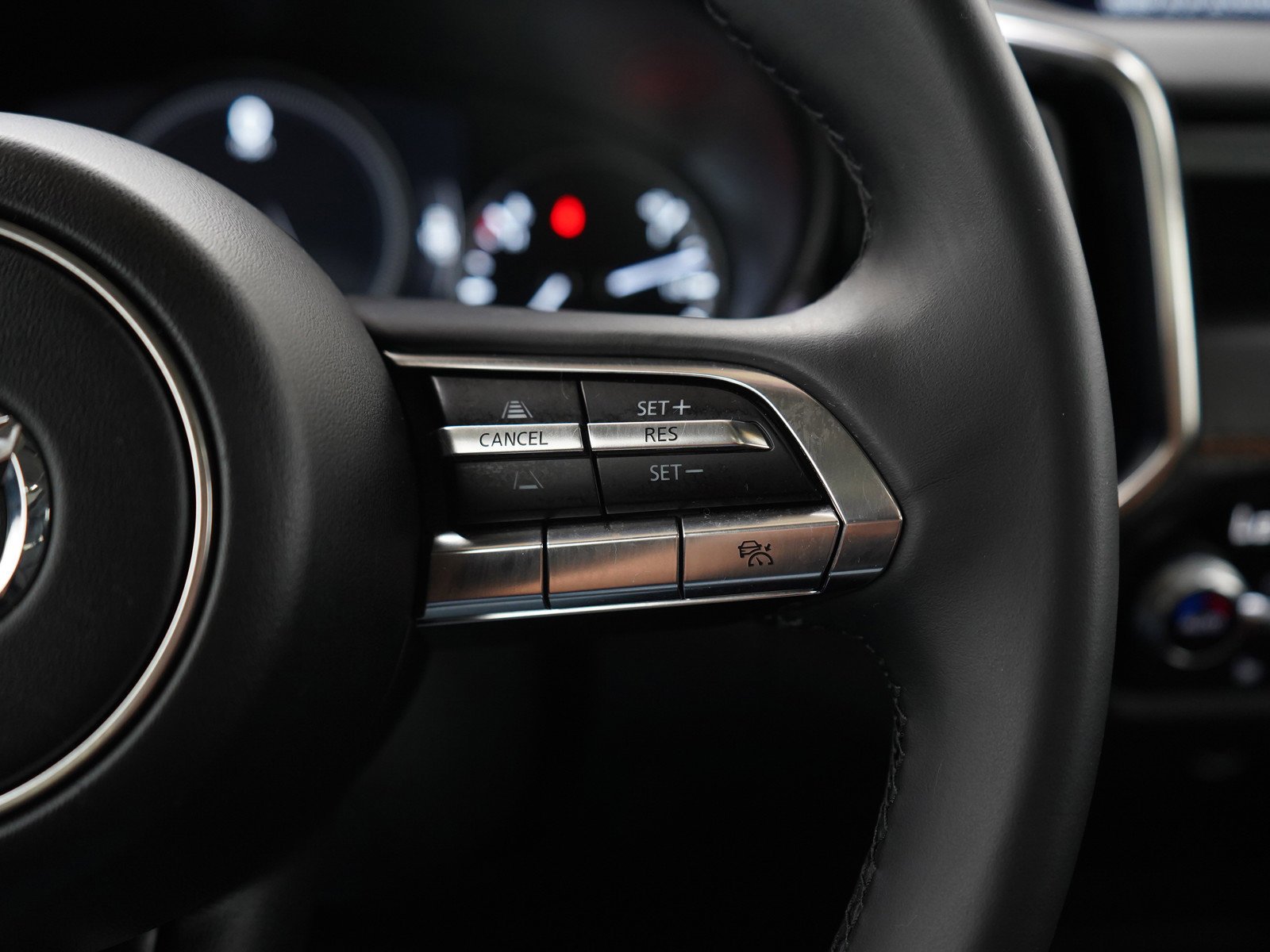 Used 2025 Machine Gray Metallic Mazda Premium Plus image 27