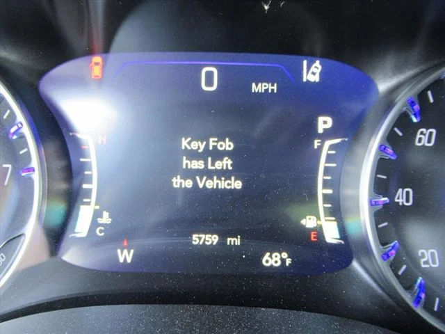 2026 Chrysler Pacifica Select - Photo 25