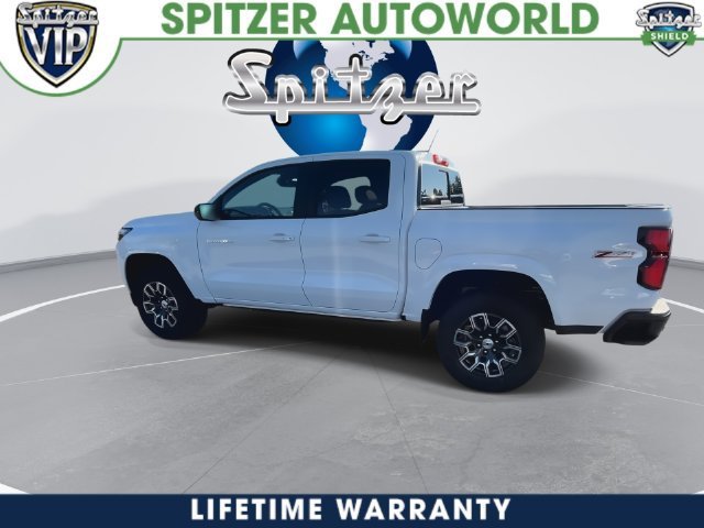 2026 Chevrolet Colorado photo 10 of 41