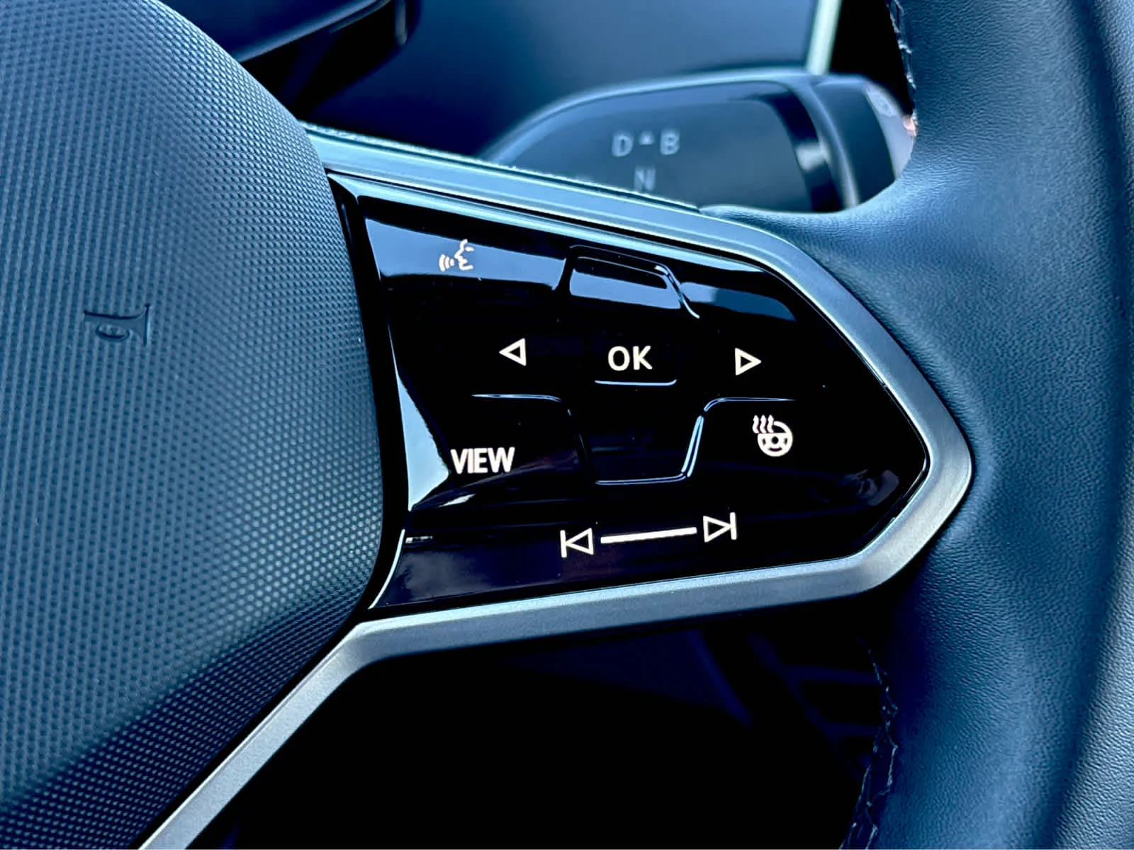 New 2026 Pure Gray Volkswagen Pro S image 19