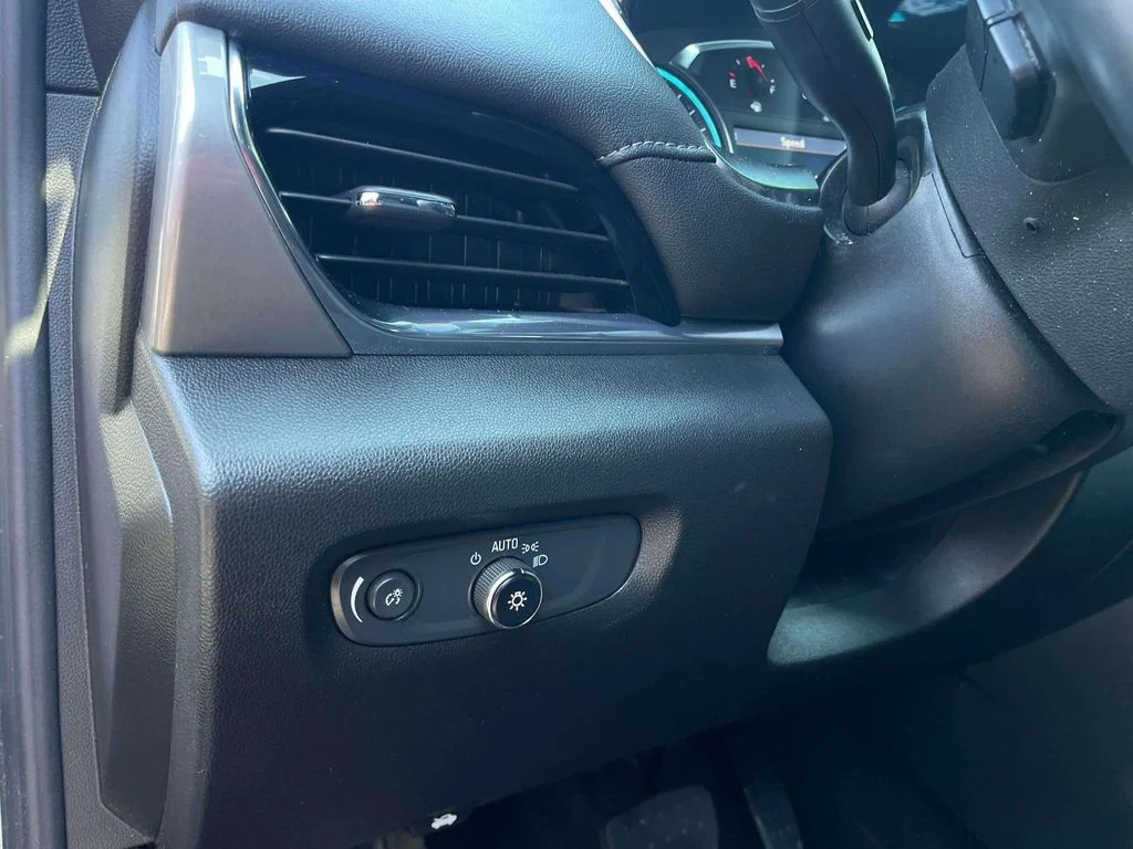 Used 2023 Sterling Gray Metallic Chevrolet LT image 17