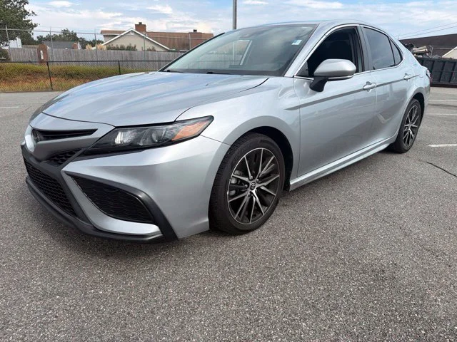Used 2023 Silver Toyota SE image 7