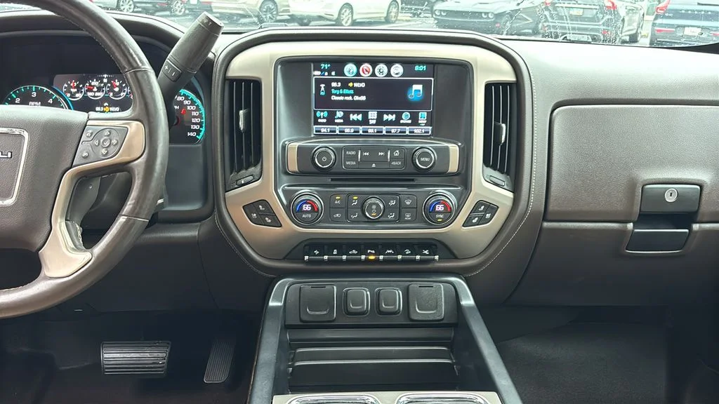 Used 2017 Red GMC Denali image 6