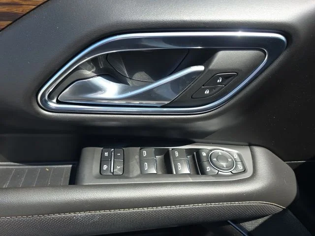Used 2023 White Chevrolet Premier image 12