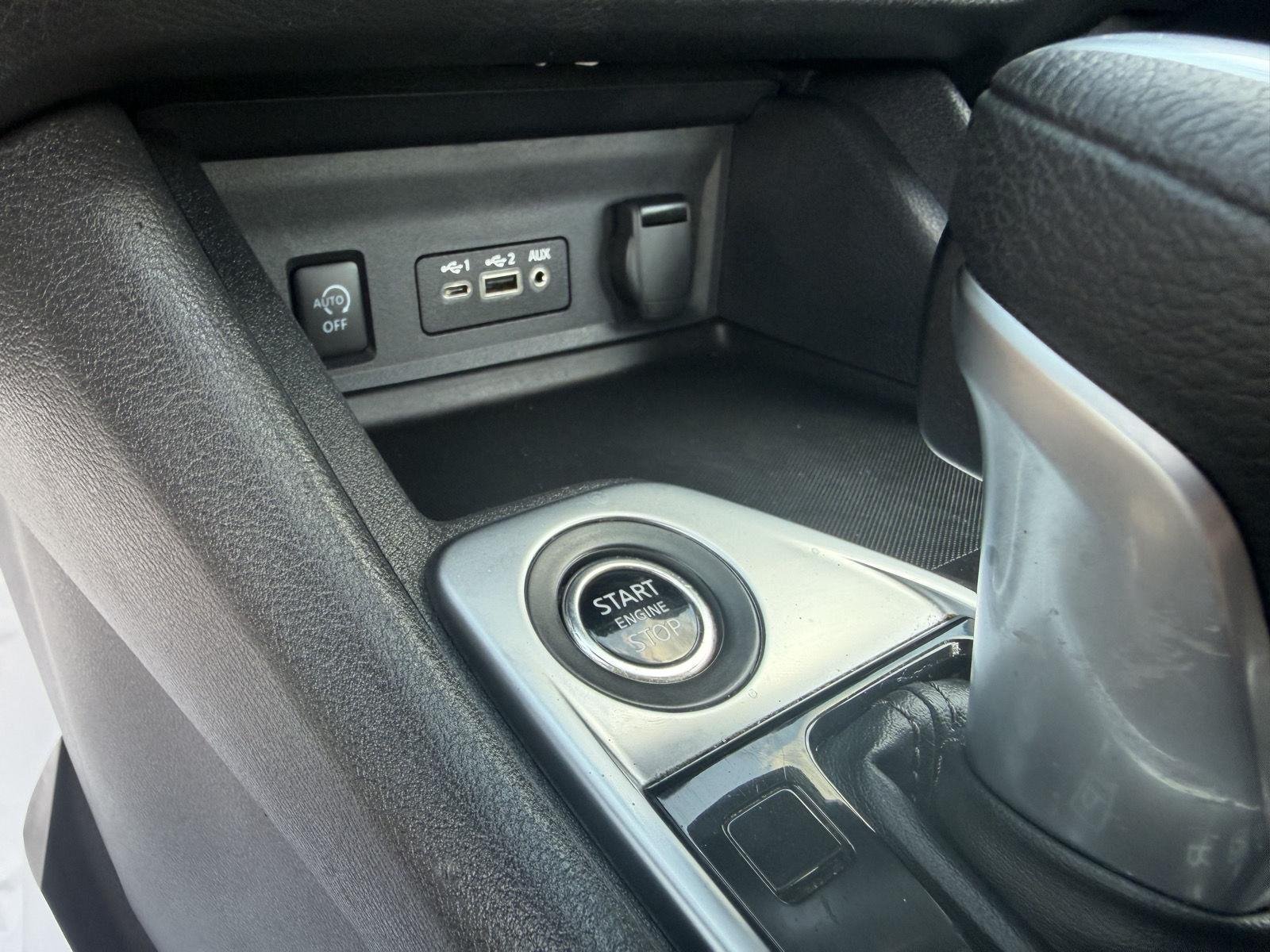 Used 2025 Gun Metallic Nissan SV image 24