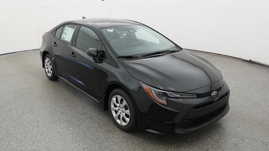 New 2026 Midnight Black Metallic Toyota LE image 10
