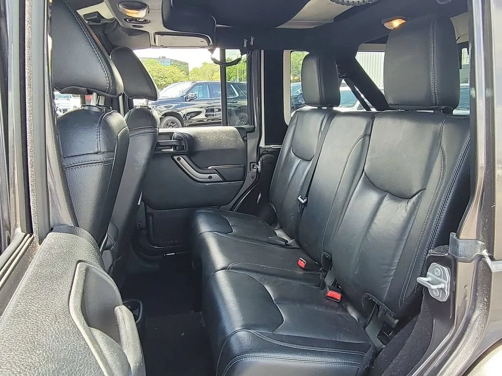 Used 2018 Gray Jeep Altitude 4x4 image 21