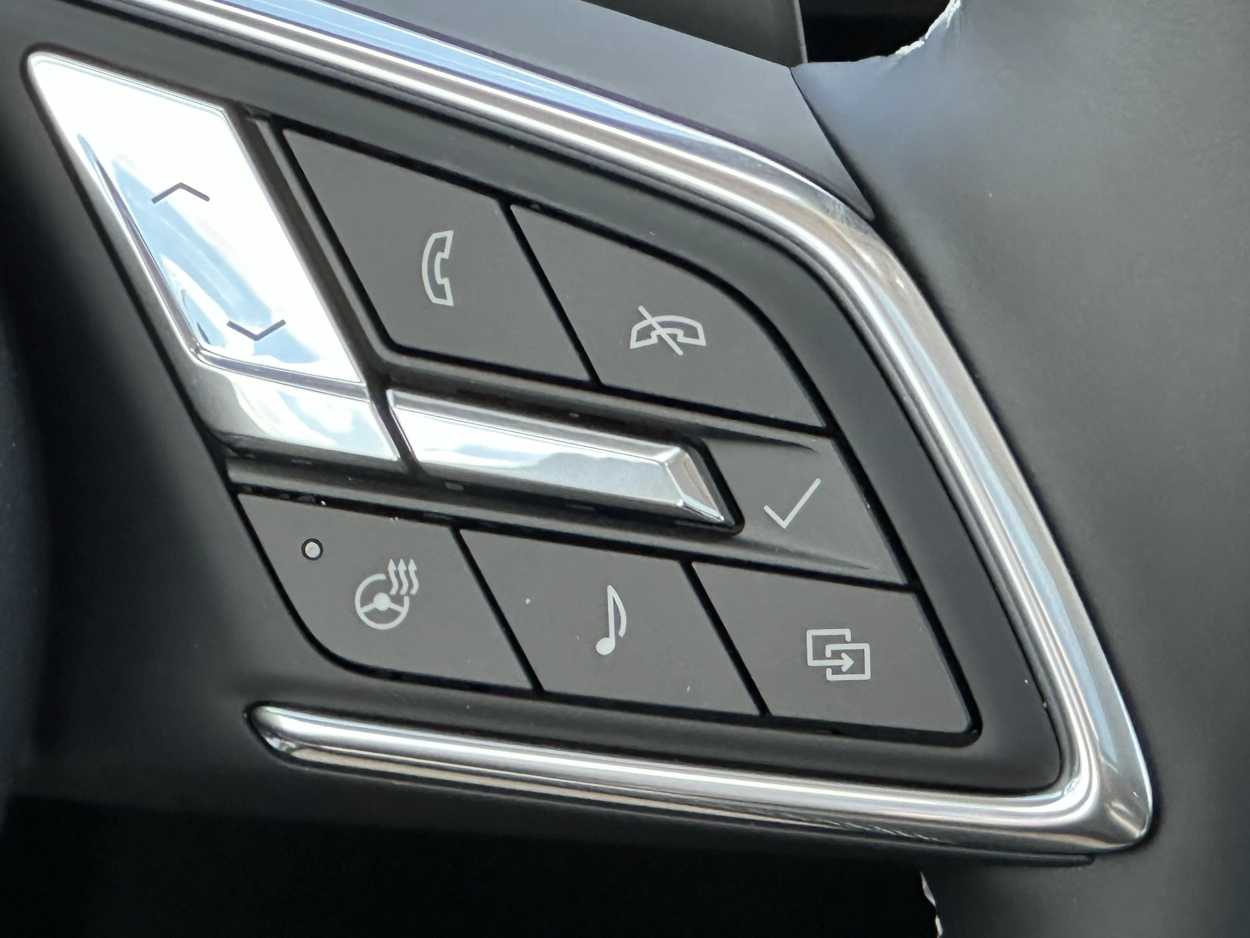 New 2026 Summit White Buick Sport Touring image 13