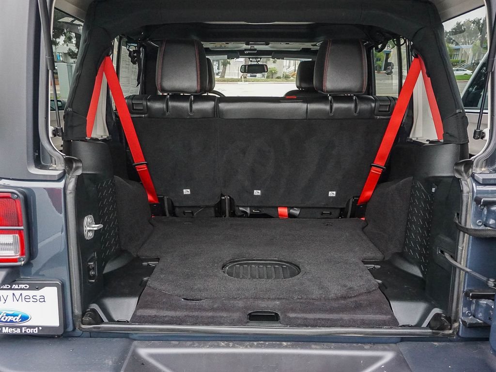 Used 2018 Black Jeep Unlimited Rubicon image 25