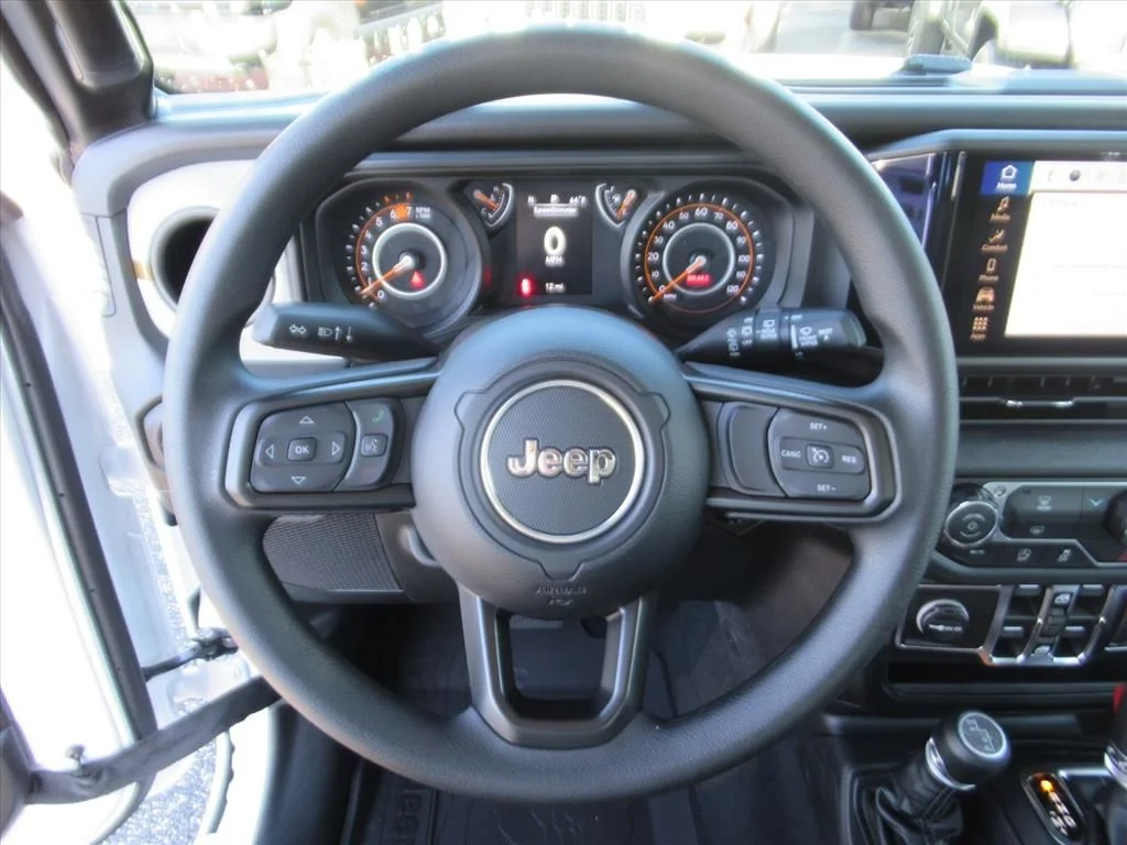 New 2026 Bright White Clear-Coat Exterior Paint Jeep Sport image 17