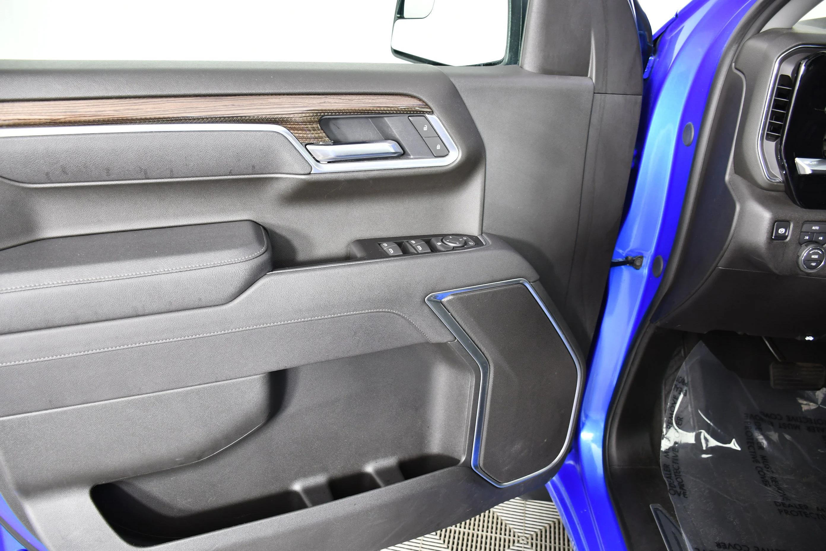 Used 2026 Riptide Blue Metallic Chevrolet RST image 37