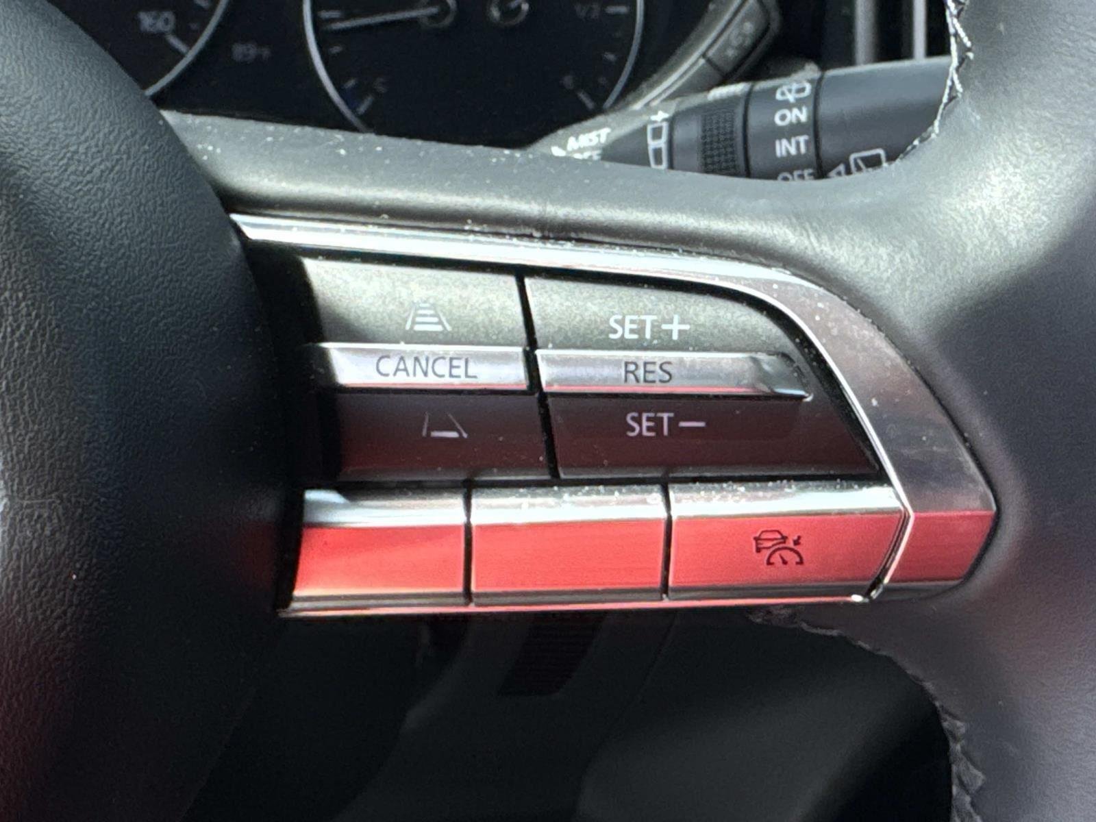 Used 2024 Wind Chill Pearl Mazda 2.5 S Premium Package image 21