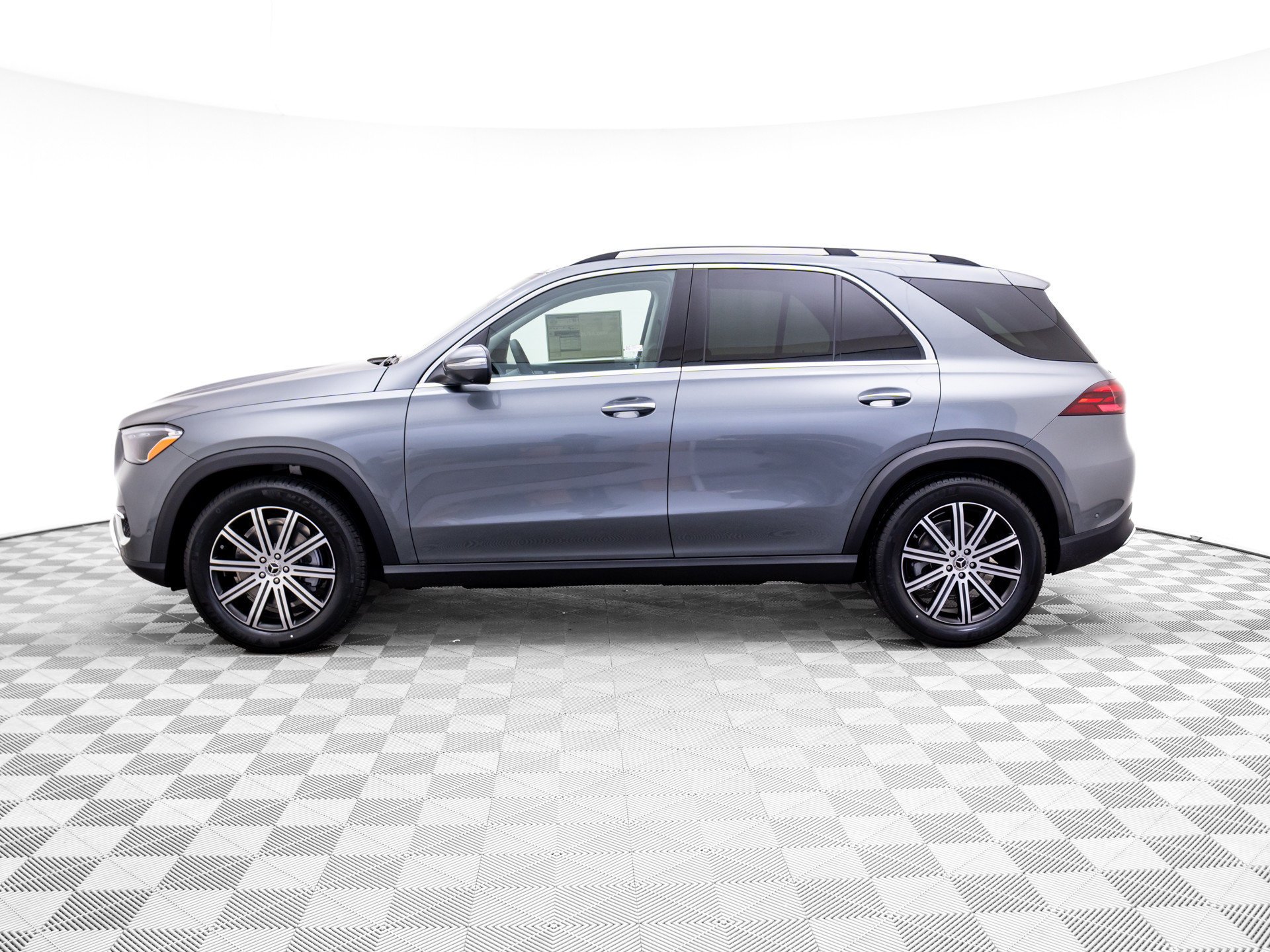 New 2026 Gray Mercedes-Benz GLE 350 image 39