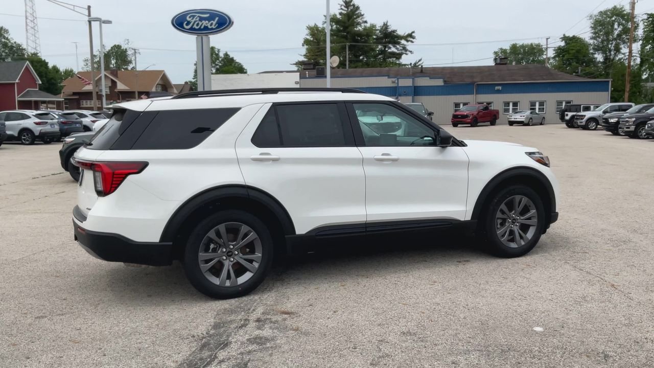 2026 Ford Explorer Active - Photo 5