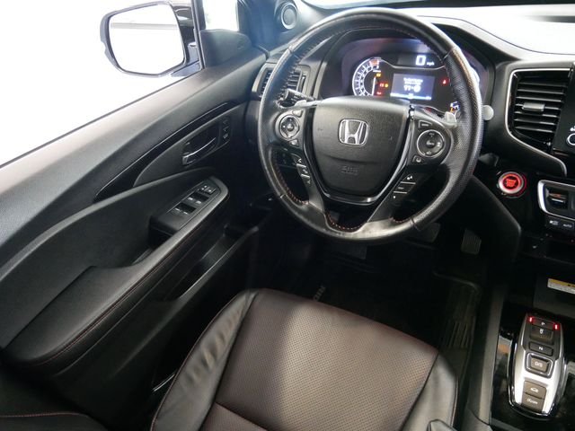 Used 2022 Gray Honda Black Edition image 11